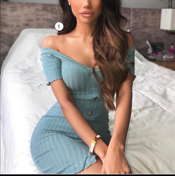 Fashion Nova Dresses & Skirts - Fashion nova blue knit dress M